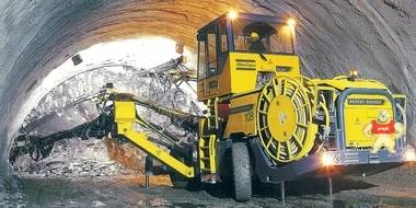 鑿巖臺(tái)車電纜 3*95+3*16MM2 鑿巖臺(tái)車電纜,鑿巖臺(tái)車電纜,鑿巖臺(tái)車電纜,鑿巖臺(tái)車電纜,鑿巖臺(tái)車電纜