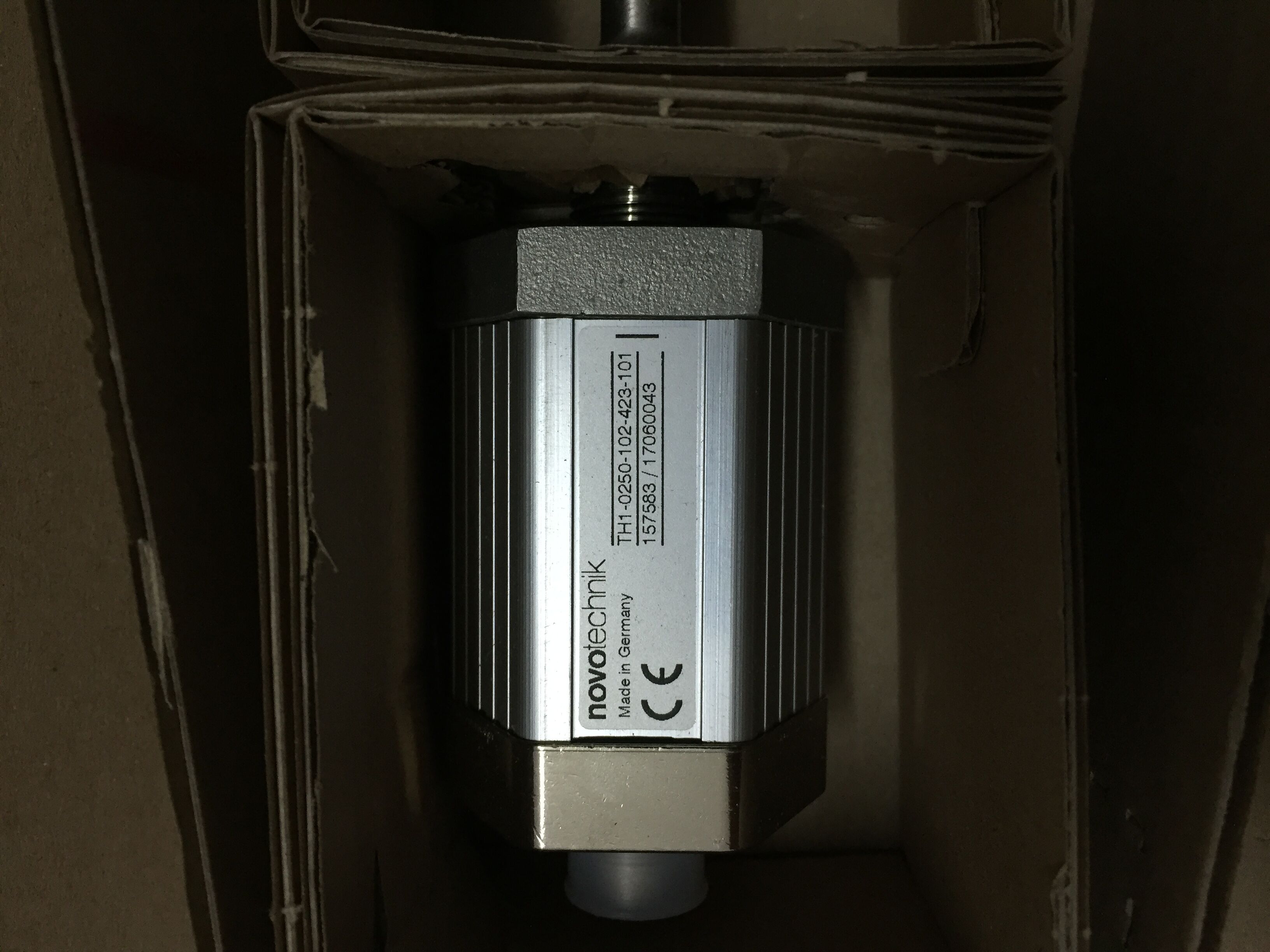 德国NOVO位移传感器TH1-0050-102-423-101