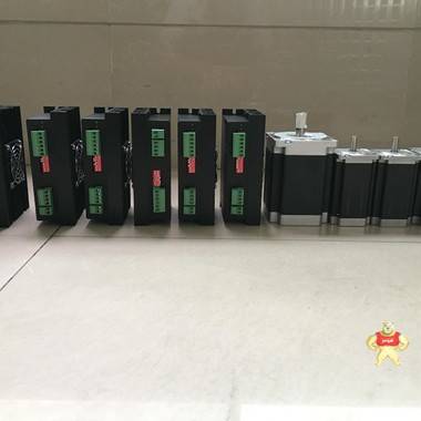 步进驱动器 步进驱动器厂家 深圳步进驱动器 二项步进驱动器 深圳市运翔机电设备 步进驱动器,深圳步进驱动器,步进驱动器厂家,步进驱动器厂价,步进电机驱动器