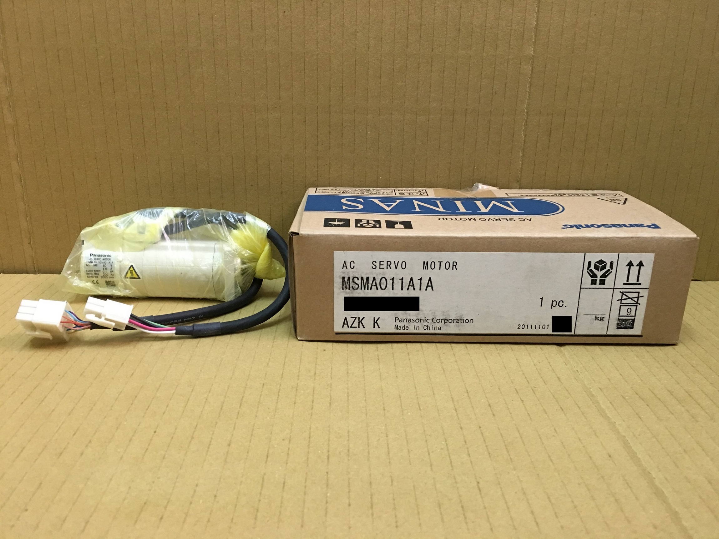 松下伺服电机Panasonic AC servo motor MSMA011A1A