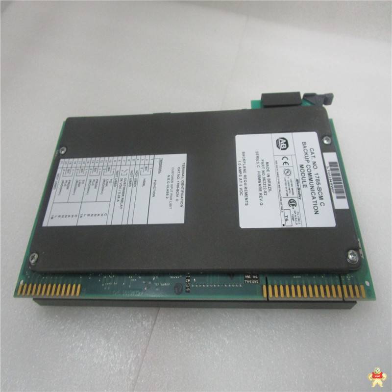 ABB   3BHB005243R0105     ACS880儲存單元 