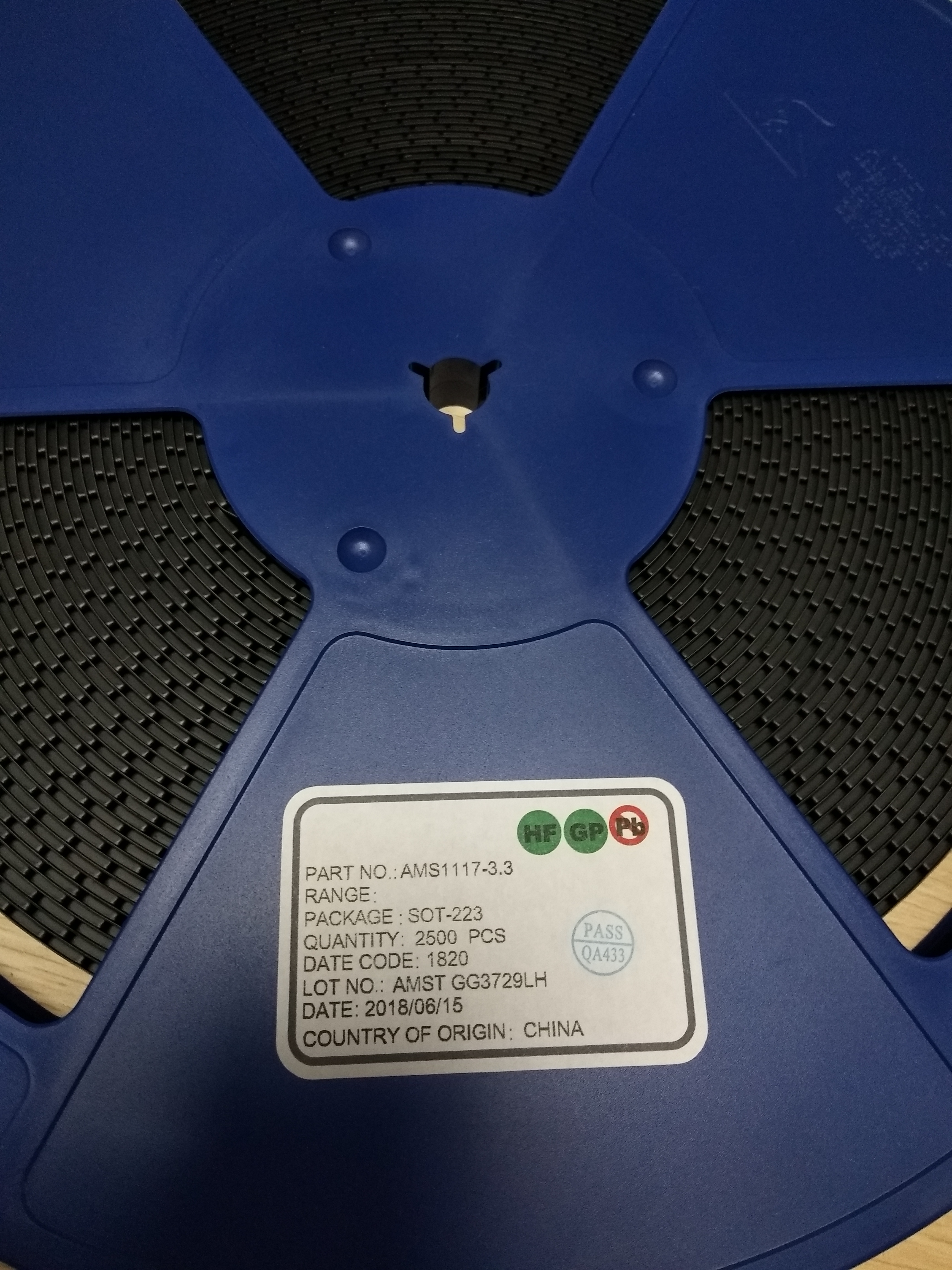 AMS1117-3.3 全新原装现货AMS 封装SOT-223 假一罚十 AMS1117-3.3,SOT-223,全新原装,IC