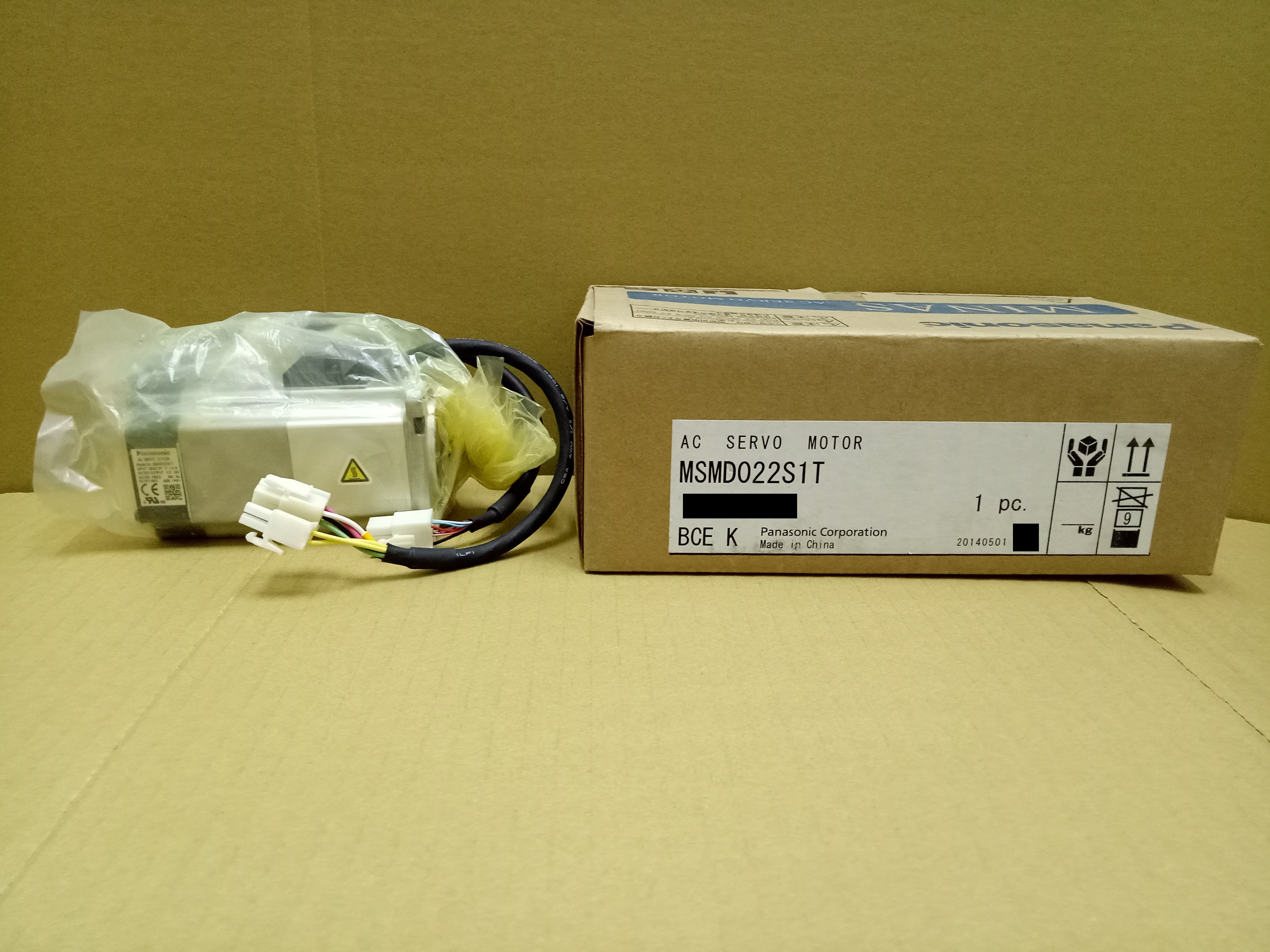 松下伺服电机Panasonic AC servo motor MSMD022S1T