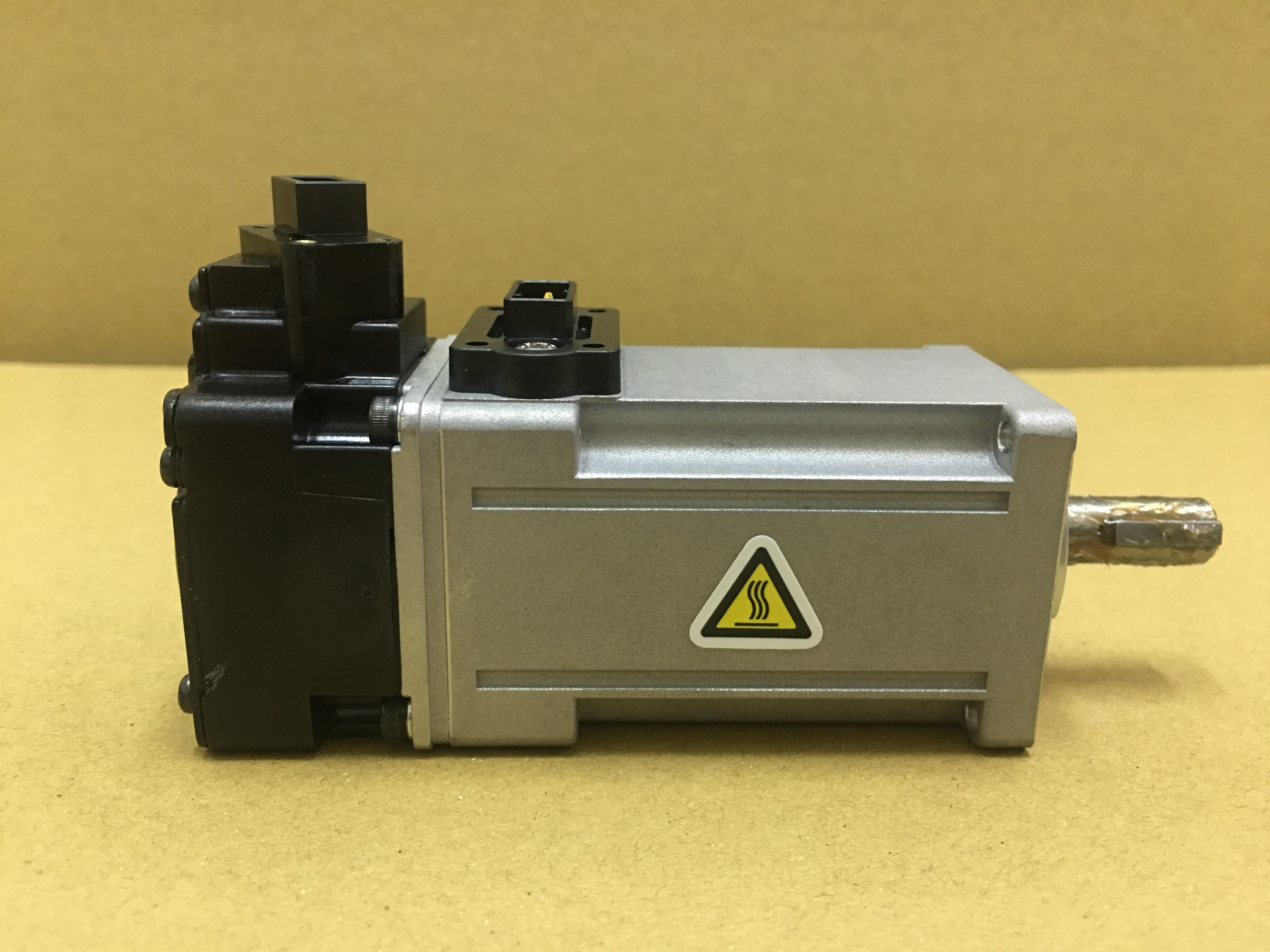 松下伺服电机Panasonic AC servo motor MSME012G1S