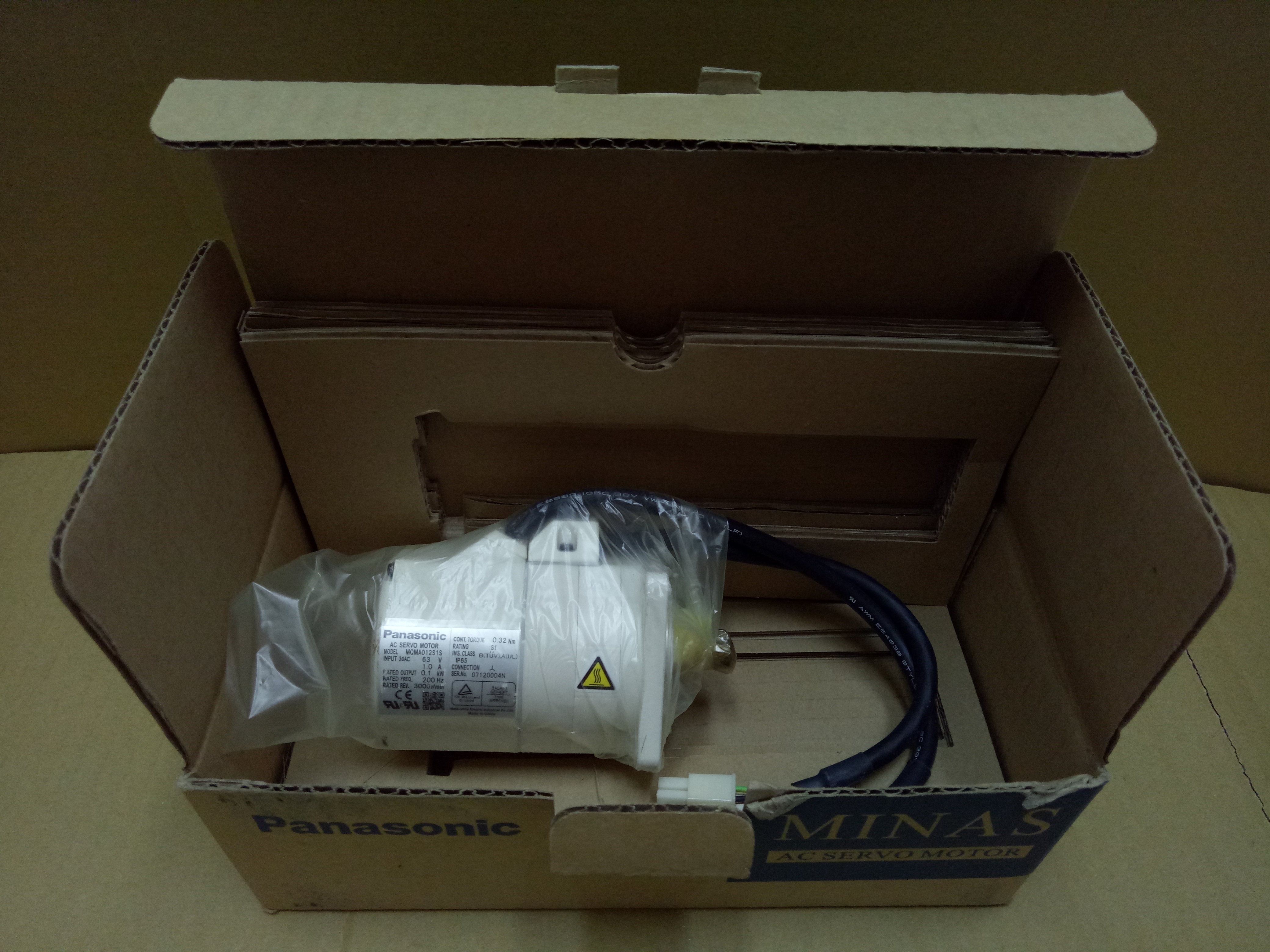 松下伺服电机Panasonic AC servo motor MQMA012S1S