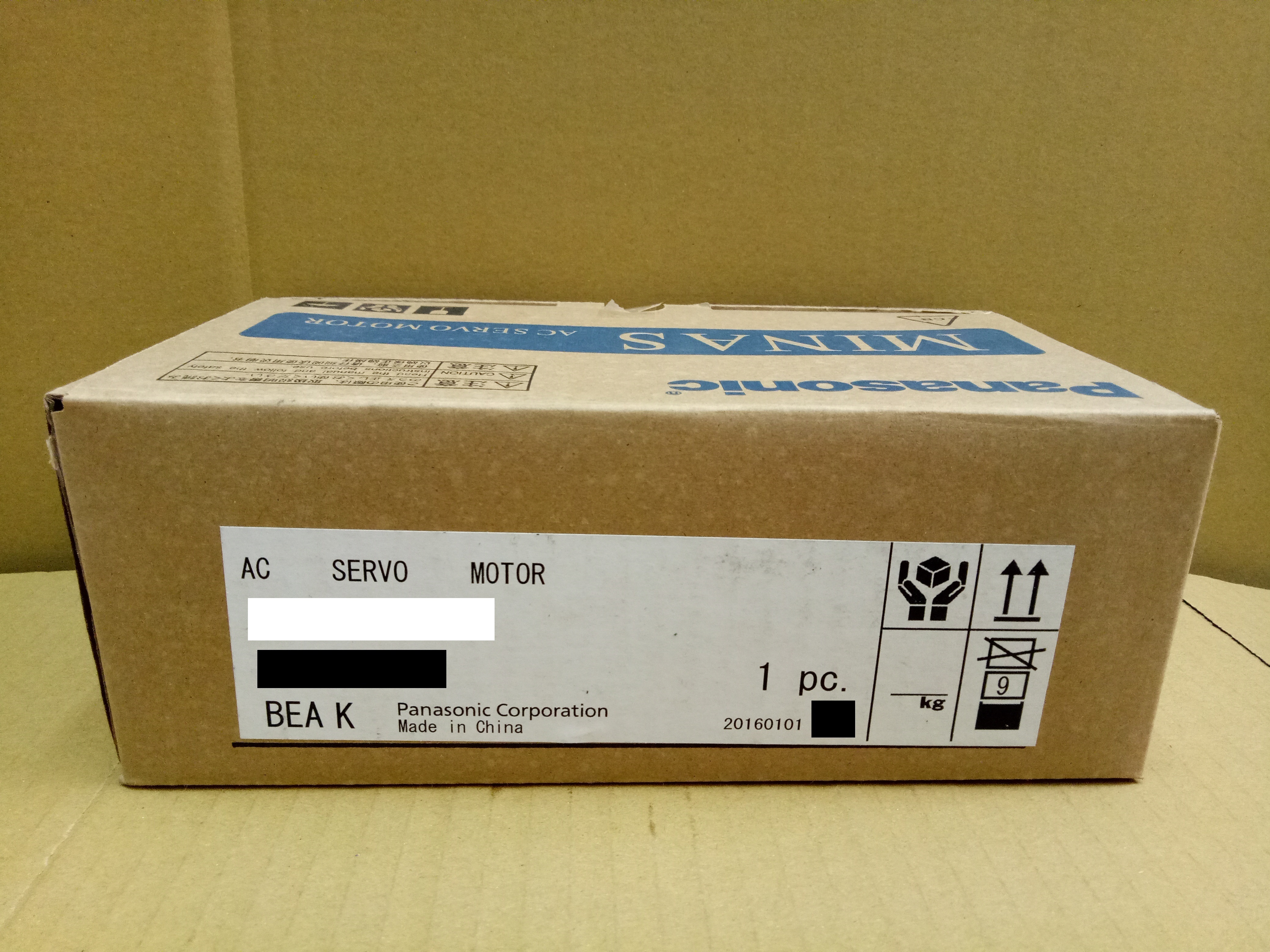 松下伺服电机Panasonic AC servo motor MSM012A1A