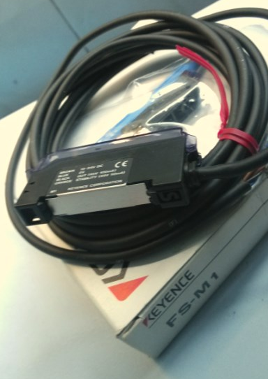 现货供应 FS-M1 基恩士KEYENCE 光纤放大器 FS-M1,现货,基恩士