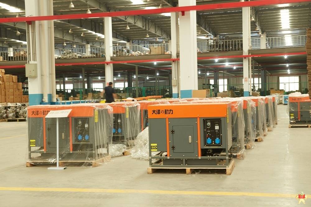 30KW静音汽油发电机自带保护器 30KW发电机,30KW汽油发电机,30KW静音发电机,静音汽油发电机