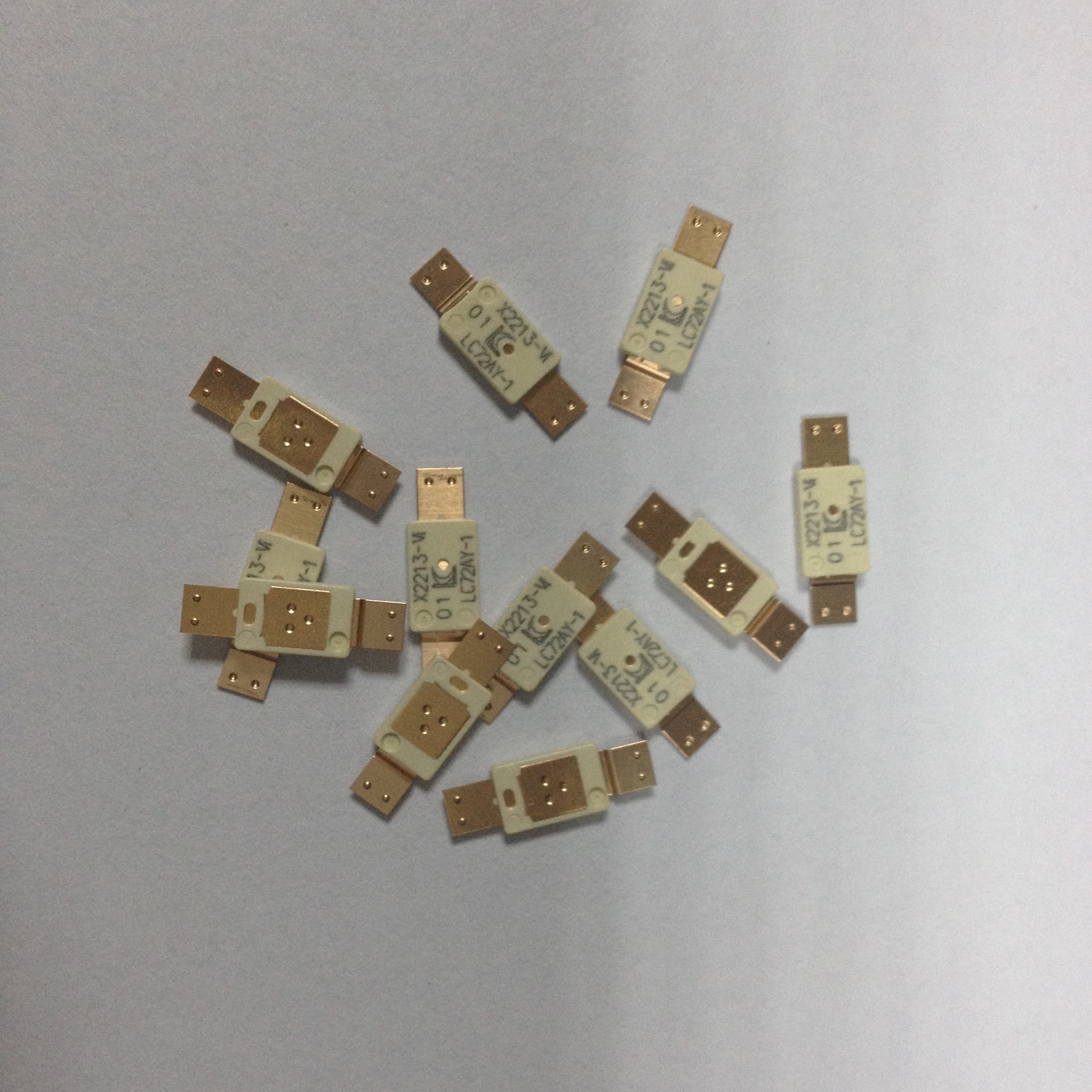 供应日本小松（Komatsu)的温控开关LC72AY-1 开关,温控开关,小松温控开关,日本小松温控开关,日本小松温控开关LC72AY-1