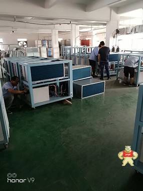 冷水机厂家-风冷式冷水机图片-冰水机图片价格 东莞冷水机,冷水机厂家,风冷式冷水机,冰水机,冷冻机