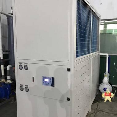 冷却设备 工业冷水机  风冷箱式冷水机机组  降温设备  风冷冷冻机  冷水机厂家 冷却设备,风冷箱式冷水机,风冷式冷水机,冷冻机,冷水机厂家
