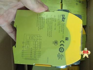 PILZ現(xiàn)貨供應(yīng)524120 524120,武漢PILZ繼電器代理,皮爾茲PNOZ繼電器,皮爾磁PSEN安全開關(guān),皮爾茲PNOZS系列現(xiàn)貨