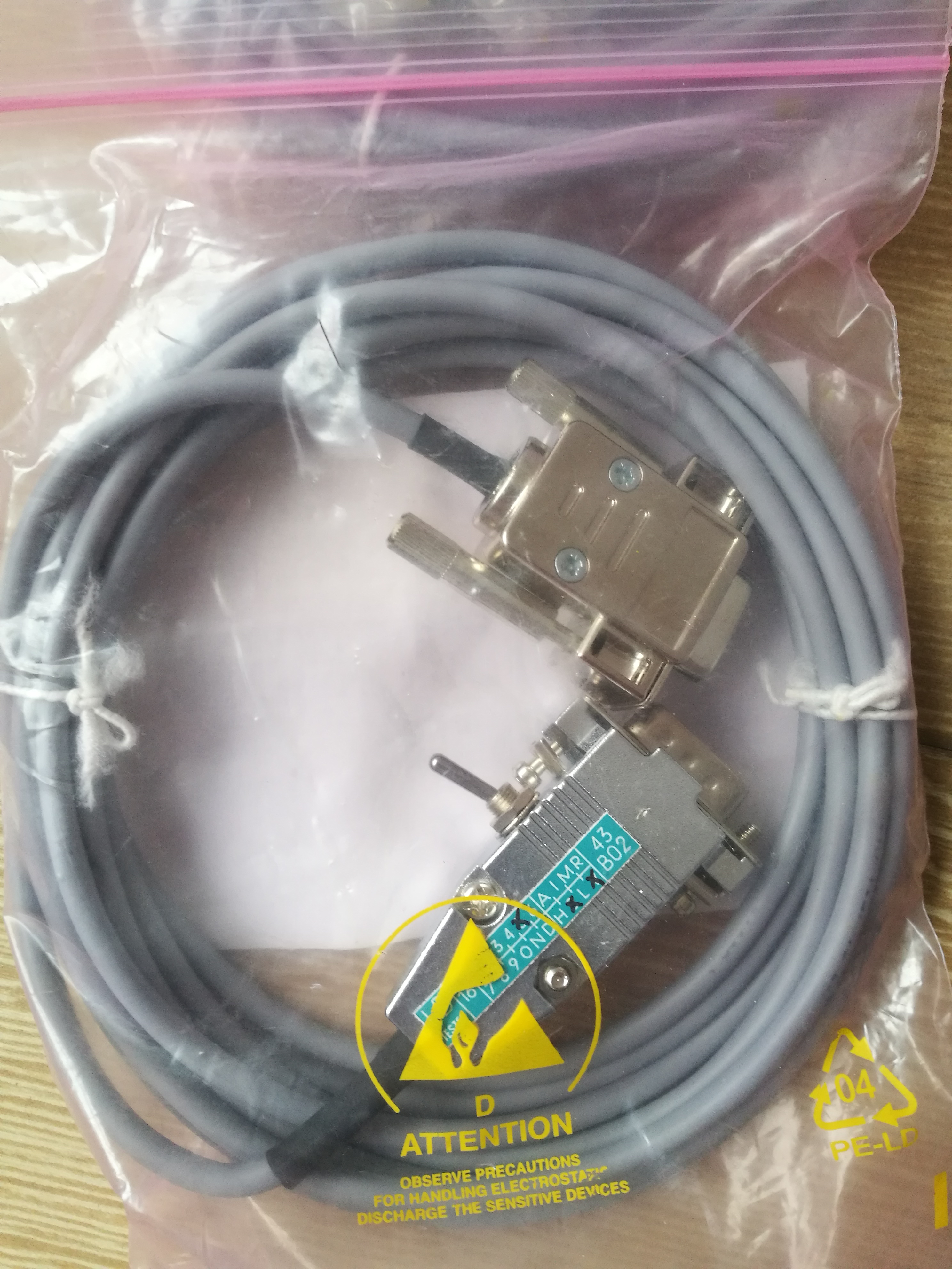 西门子 SIEMENS 电缆 9AK1012-1AA00 现货 9AK10121AA00 西门子SIEMENS,电缆,同步光纤,9AK1012-1AA00,连接线