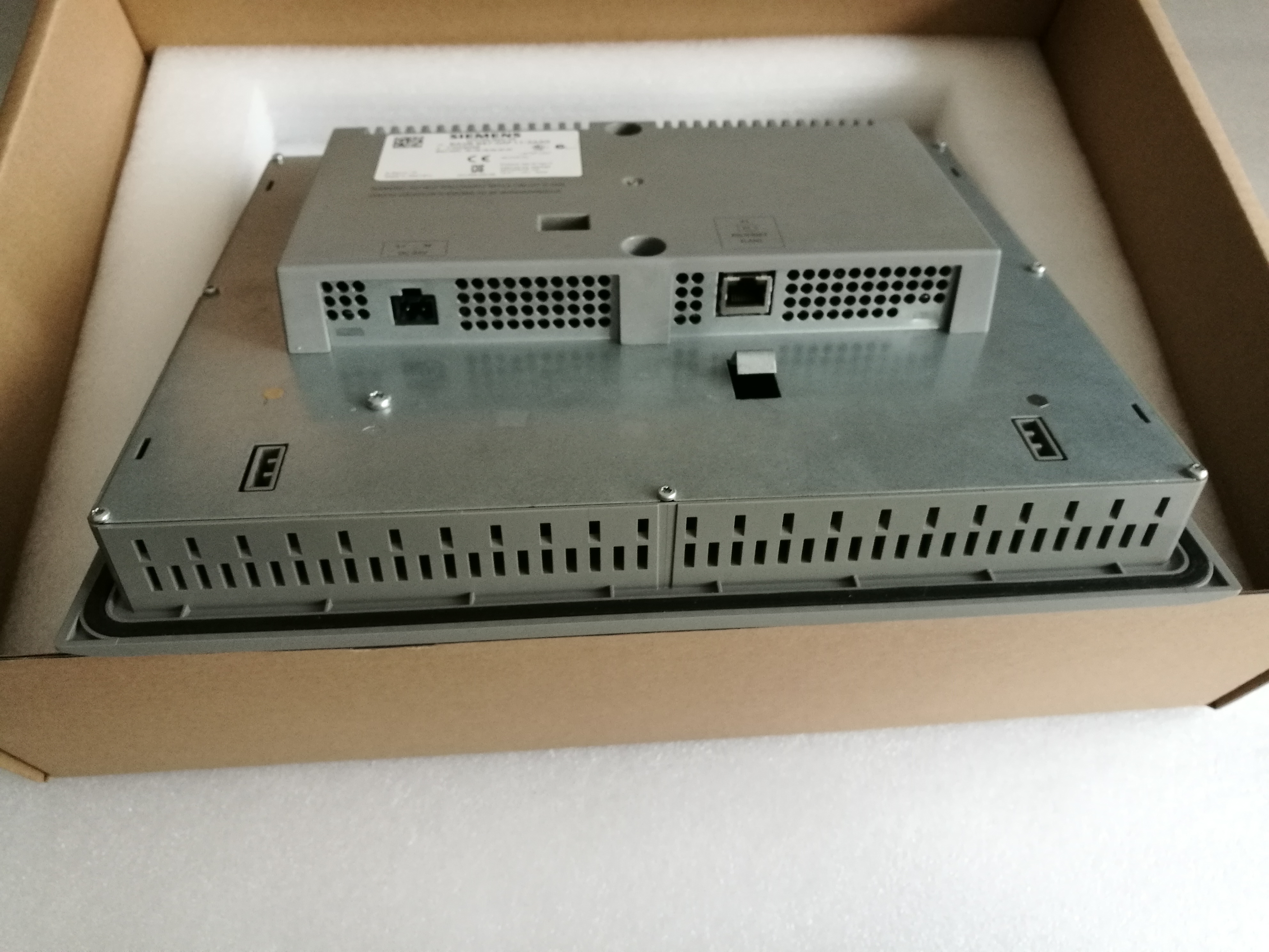 西门子 SIEMENS 触摸屏HMI 6AV6647-0AF11-3AX0 现货 SIMATIC PANEL