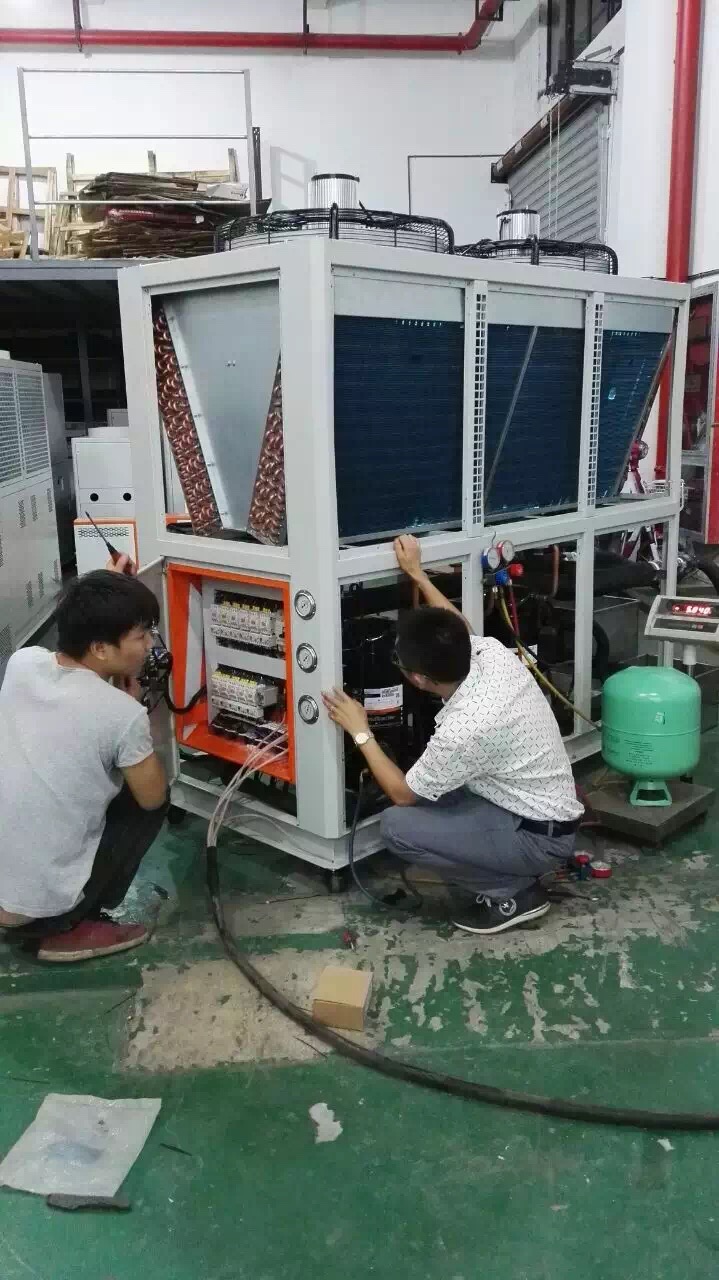 广东佛山厂家生产工业冷水机 风冷式冷水机 风冷箱式冷水机 风冷式冰水机 冷冻机 冷水机,工业冷水机,冷水机厂家,风冷式冷水机,冷冻机