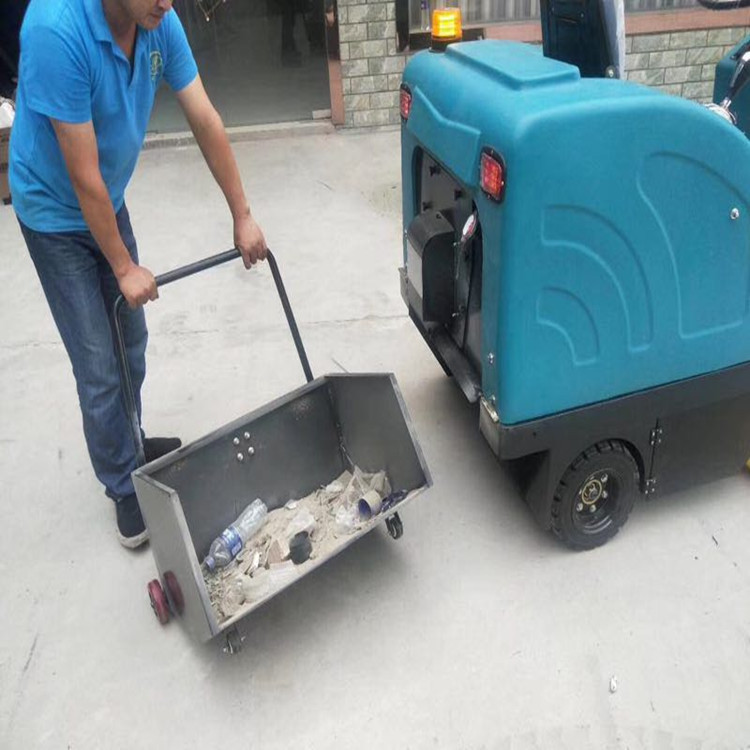 手推电动扫地机 自走式垃圾清扫车 车间学校车站小型扫地机厂家 