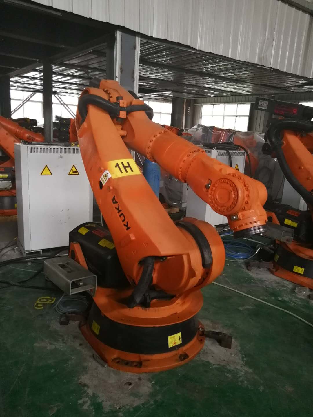 出售库卡KR210机器人 库卡机器人,码垛机器人,搬运机器人,焊接机器人,喷涂机器人