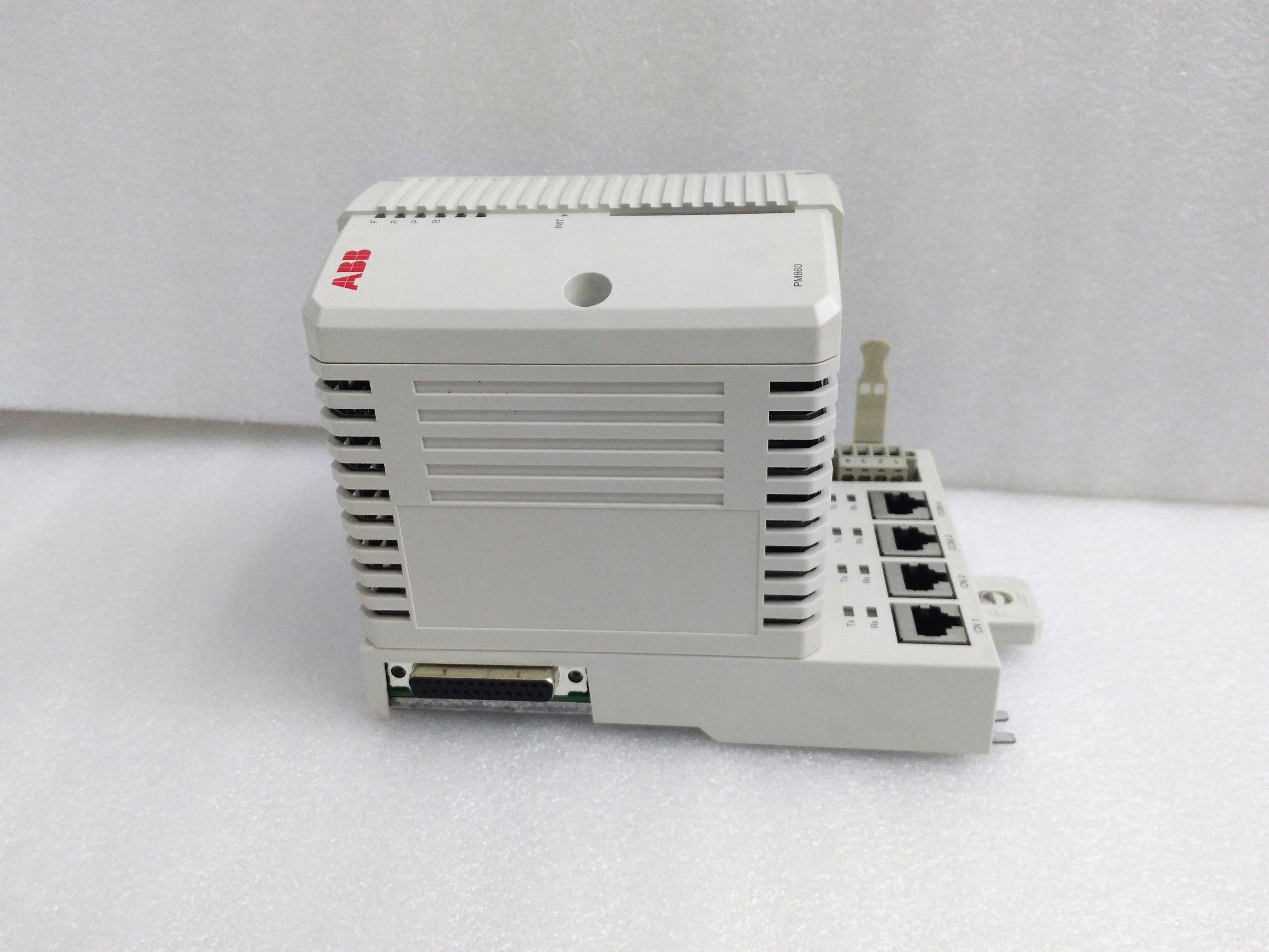 ABB 3HAC033189-001供应 现货 低价格　