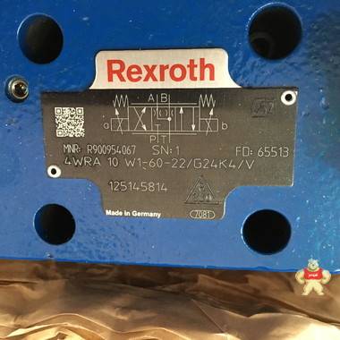 vectociel小夏优势供应	REXROTH	直线导轨滑块	R1694-214-10 力士乐,原装,阀,液压,进口