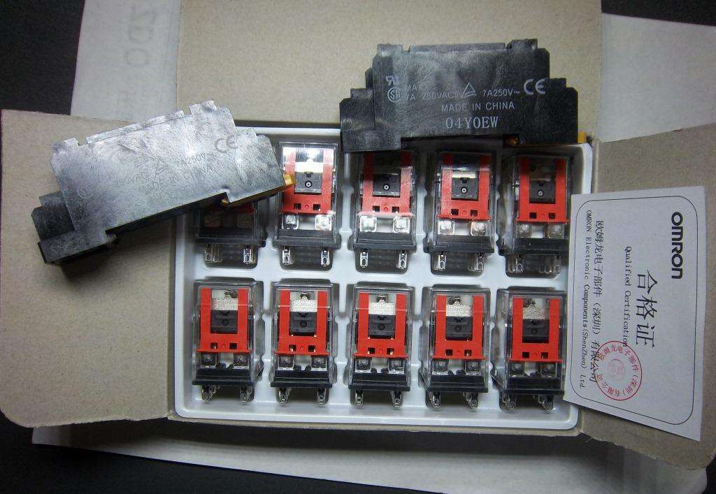 欧姆龙继电器MY2N-GS AC220V