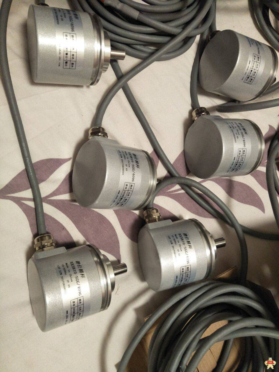 自主生产磁性绝对值编码器具有***停电记忆稳定性好抗冲击指数非常高 磁性绝对值编码器,磁性绝对值编码器,磁性绝对值编码器