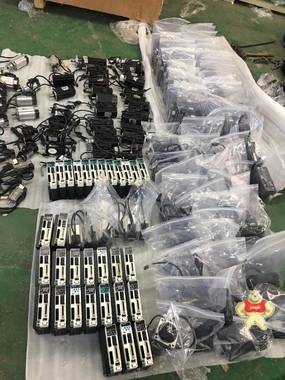 剛拆一批大約有400套左右，松下、臺(tái)達(dá)，成色可以充新的用 