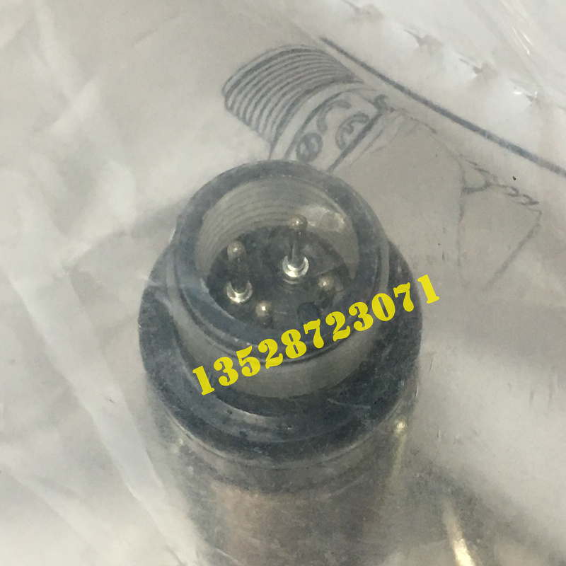 西克SICK光电开关传感器GRTB18-P2412，全新原装现货1085749 