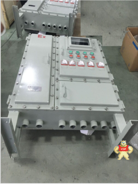 22KW防爆变频器控制箱(带散热片) 立式钢板焊接带玻璃窗防爆箱