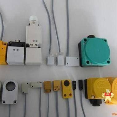 欧姆龙 EE-SX97凹槽连接器型（直流光）微型光电传感器 