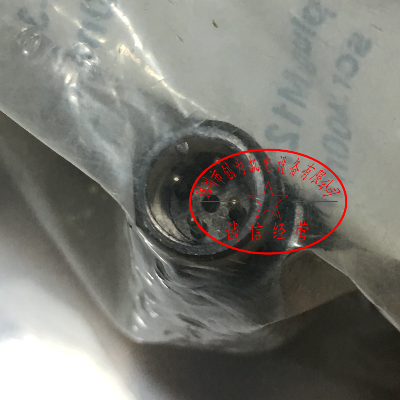 西克SICK光电开关传感器VTE18-4P4240，全新原装现货6013263 