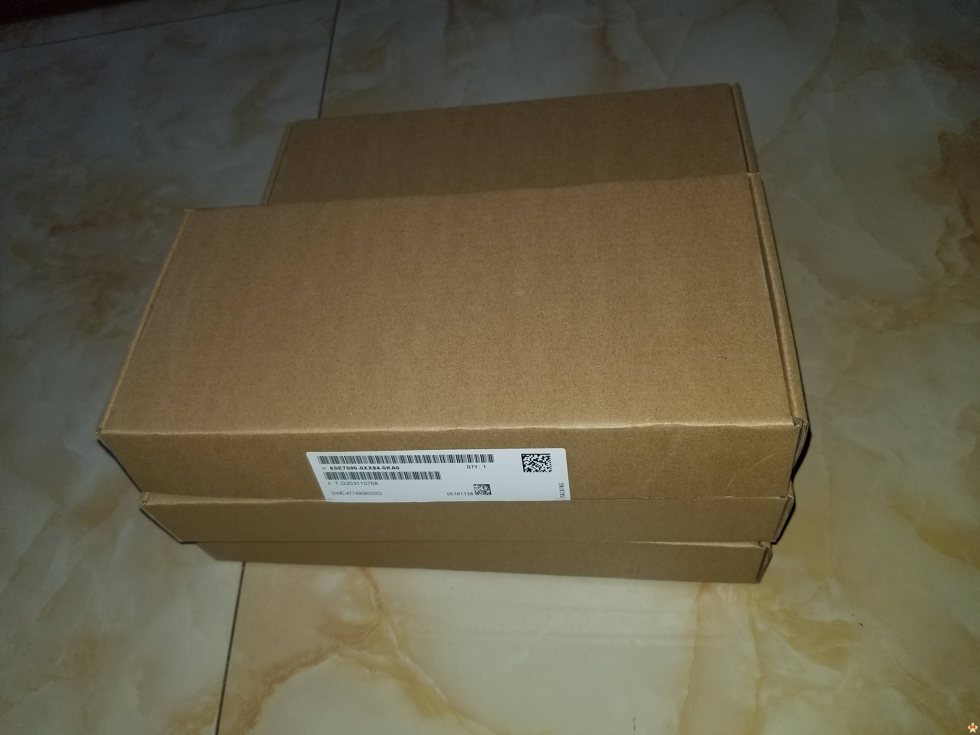 出售全新6SE7090-0XX84-6AB5的主板