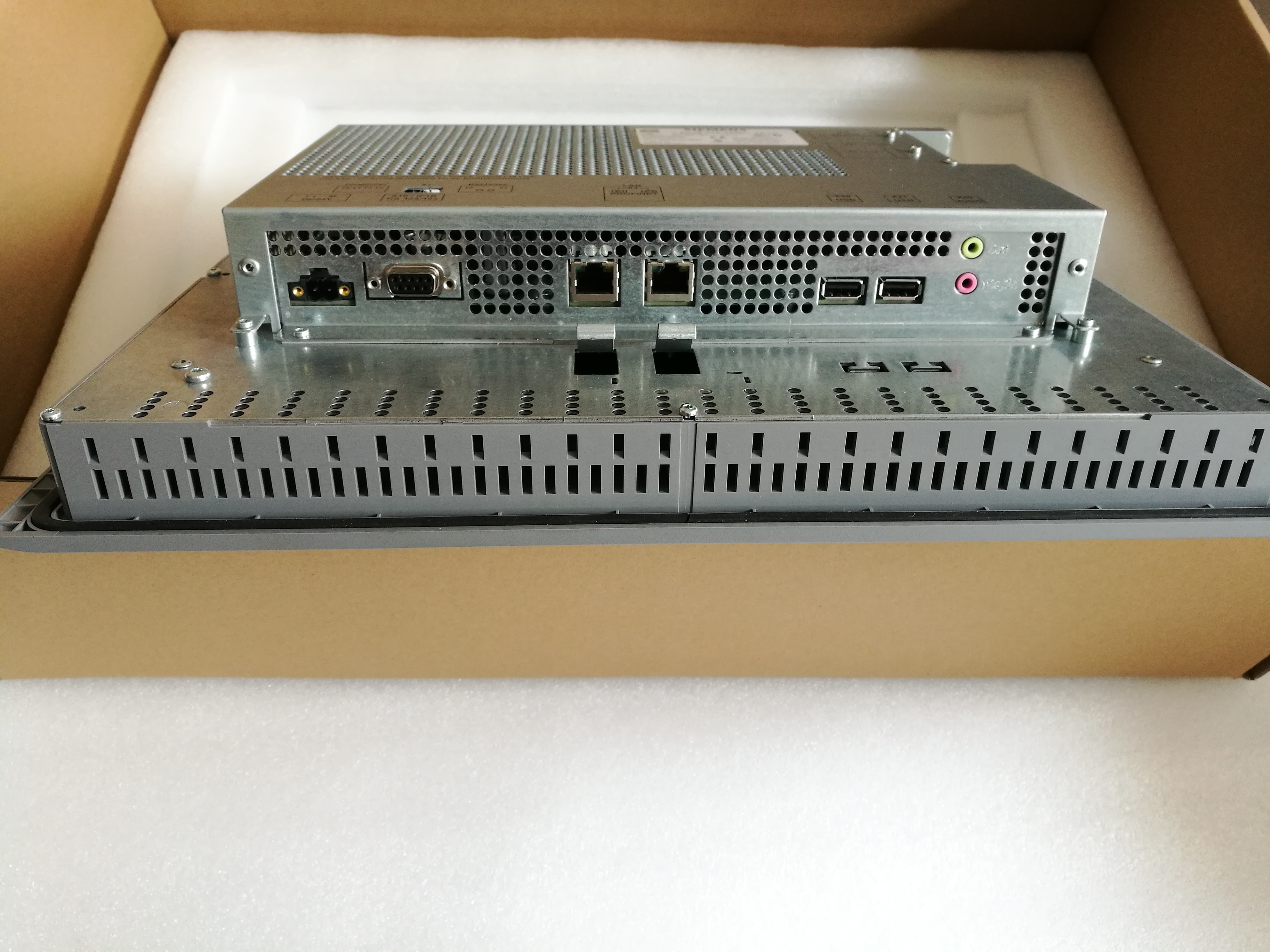 西门子 SIEMENS HMI触摸屏 6AV6644-0AB01-2AX0 现货 西门子,SIEMENS,触摸屏,6AV6644-0AB01-2AX0,6AV66440AB012AX0