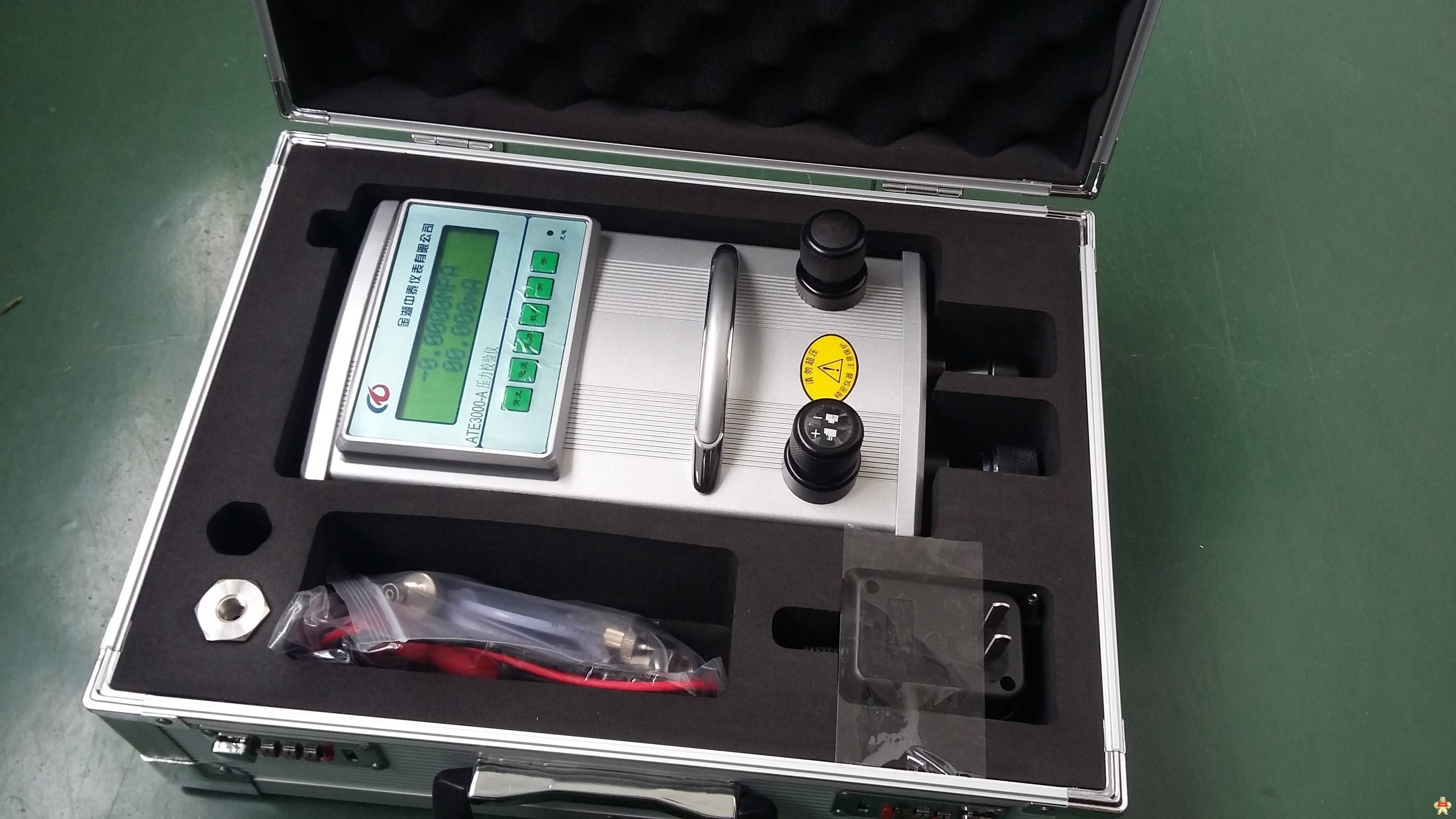 手持压力校验仪便携式智能数字型内置压力源ATE3000金湖中泰仪表厂家销售 