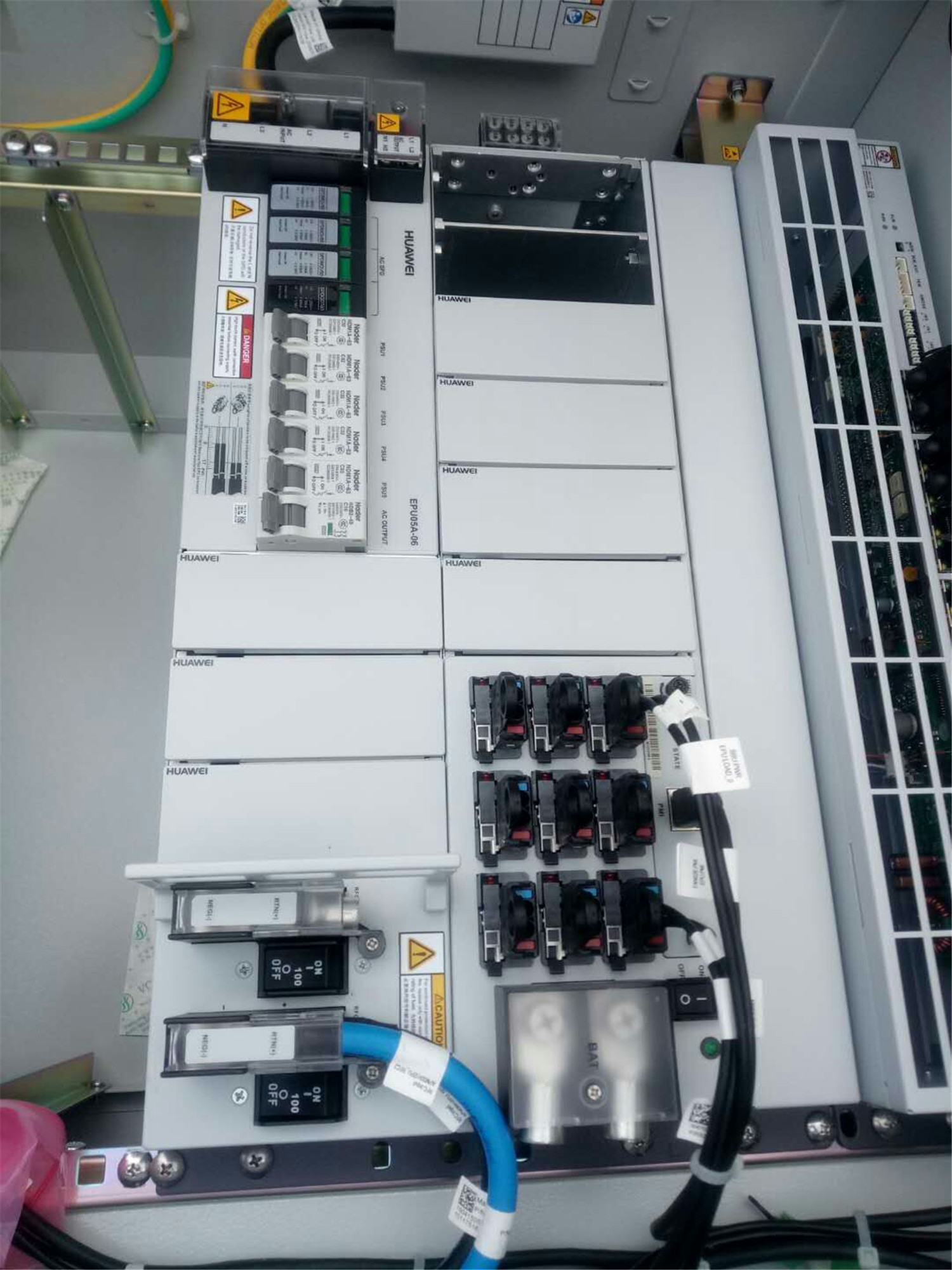 华为APM30H室外电源柜一体化电源系统 配EPW30-48A,R4850G2整流模块 华为APM30H,室外电源柜一体化电源系统,室外开关电源