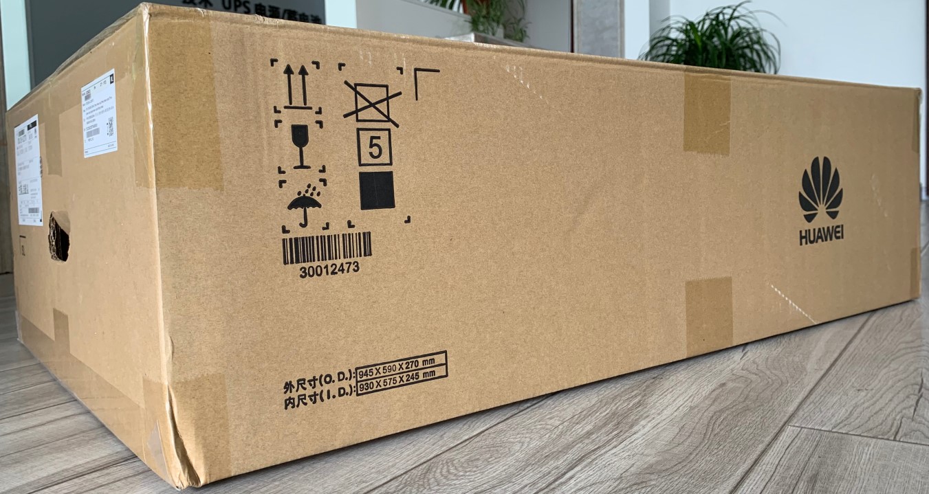 华为UPS电源 华为UPS2000-G-15KRTL 15KVA/13.5KW机架式UPS电源外接蓄电池384V电压原装