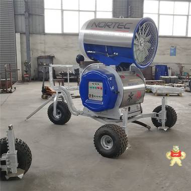 造雪量大雪質優(yōu)廠家 對環(huán)境污染少選小型人工造雪機 