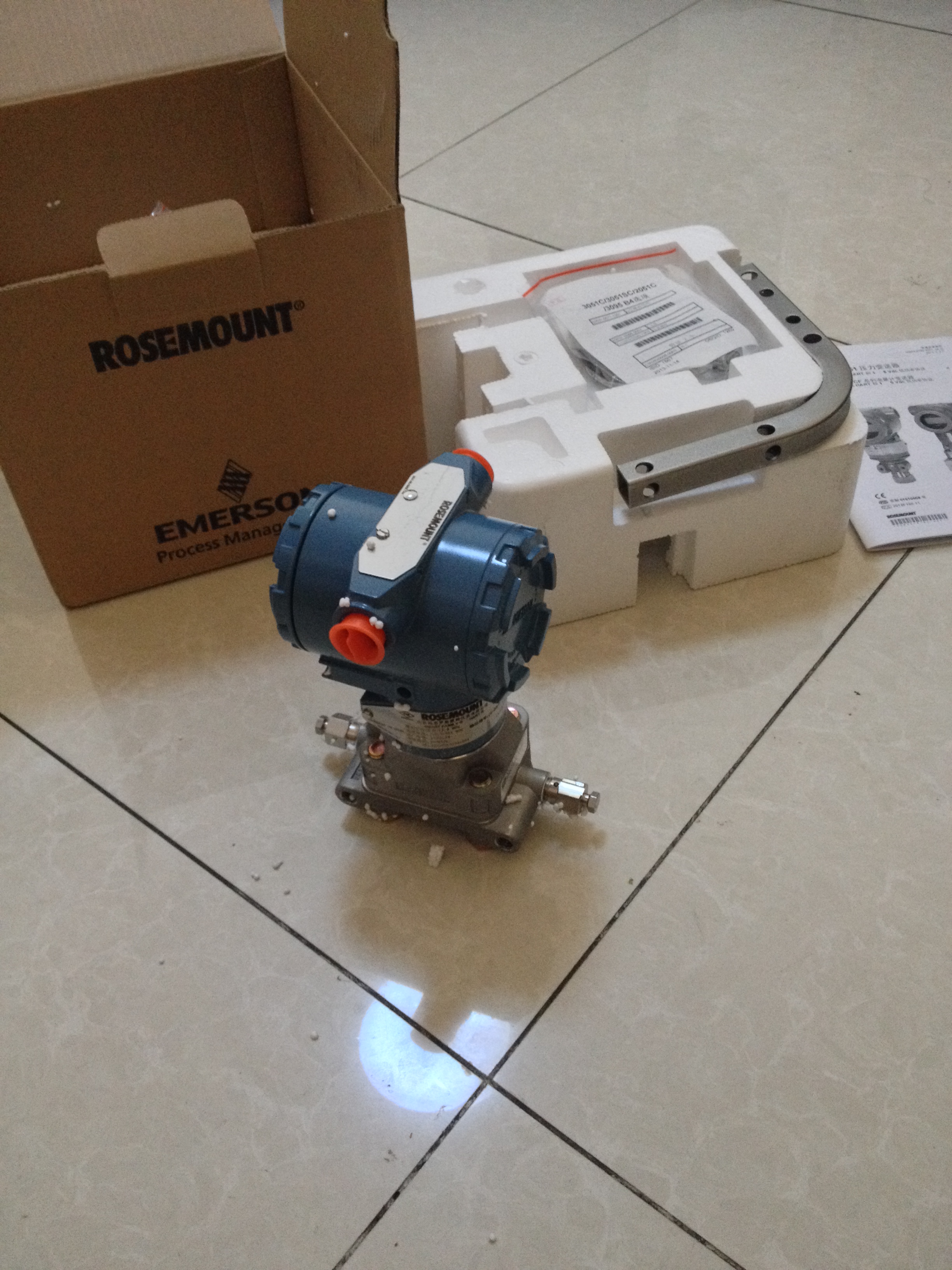 正品罗斯蒙特差压变送器 3051DP差压变送器 罗斯蒙特3051差压变送器 北京远东正品 罗斯蒙特差压变送器,北京罗斯蒙特差压变送器,3051DP差压变送器,罗斯蒙特3051DP,北京远东罗斯蒙特仪表
