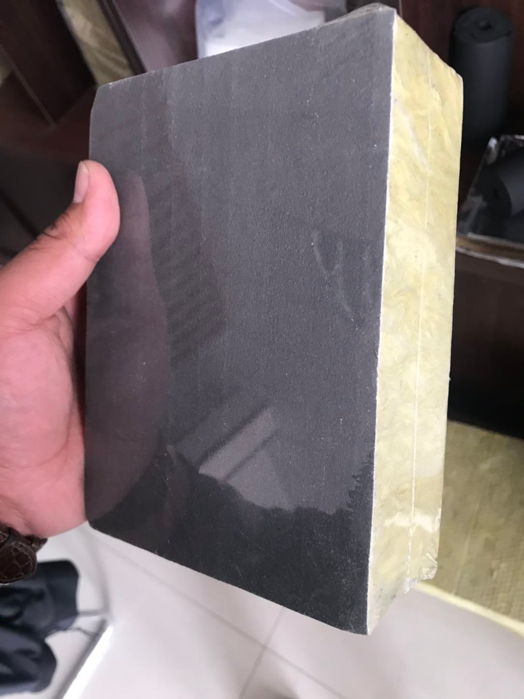 聚氨酯岩棉复合板厂家直销