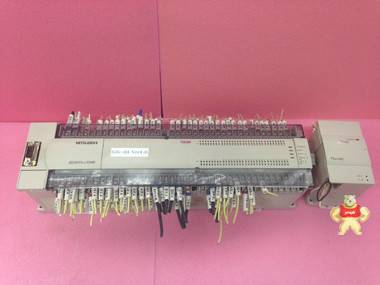 三菱电机 fx2n-128mr-es/ul PLC 可编程控制器带 fx2n-4ad 
