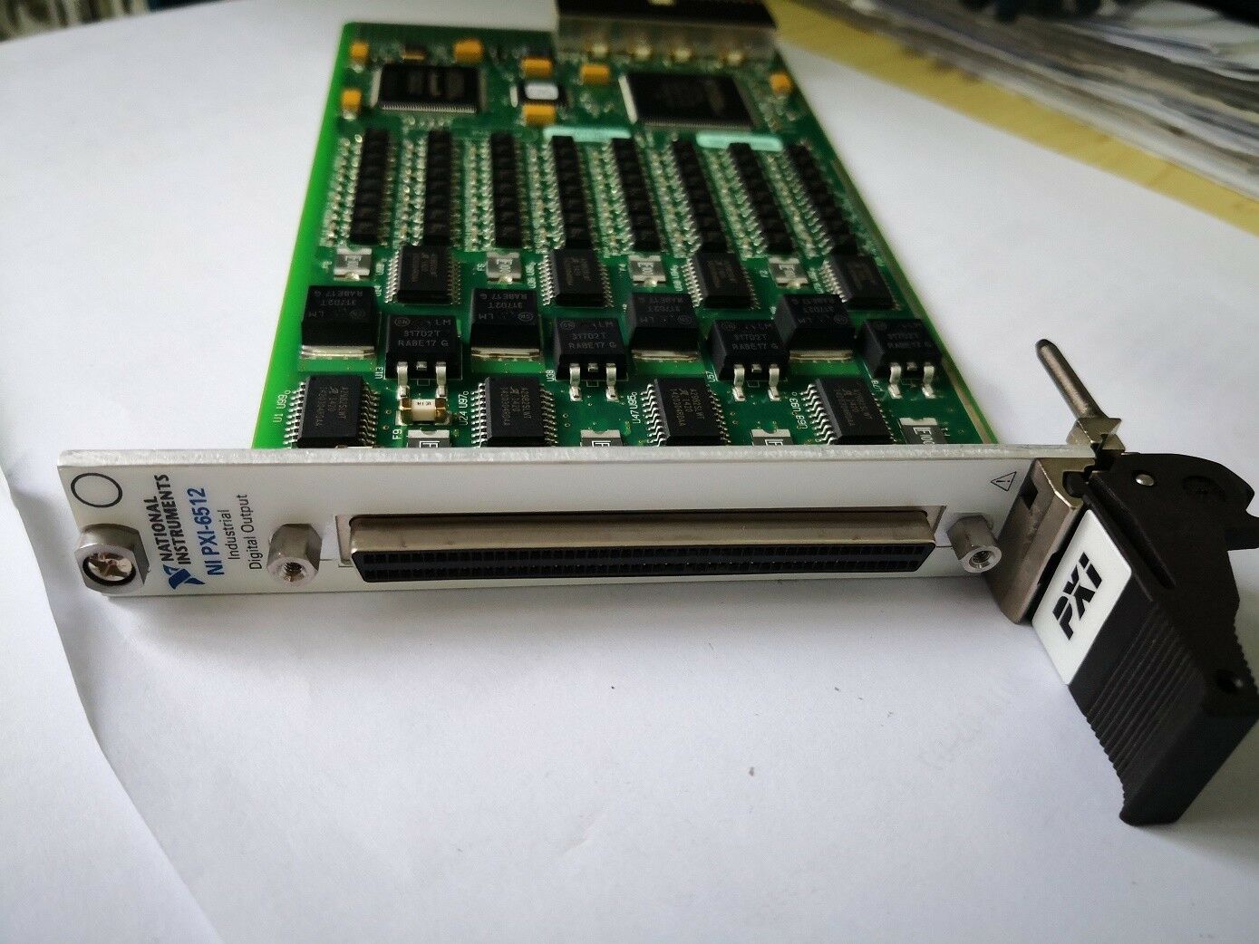 全新 ， National Instruments Ni 9923 前安装螺丝端子块 ， 781503-01
