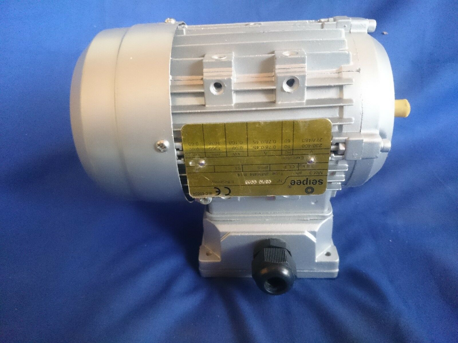 Seipee 0.09 千瓦 0.12 惠普电动马达型号 ： jm56b4 未使用