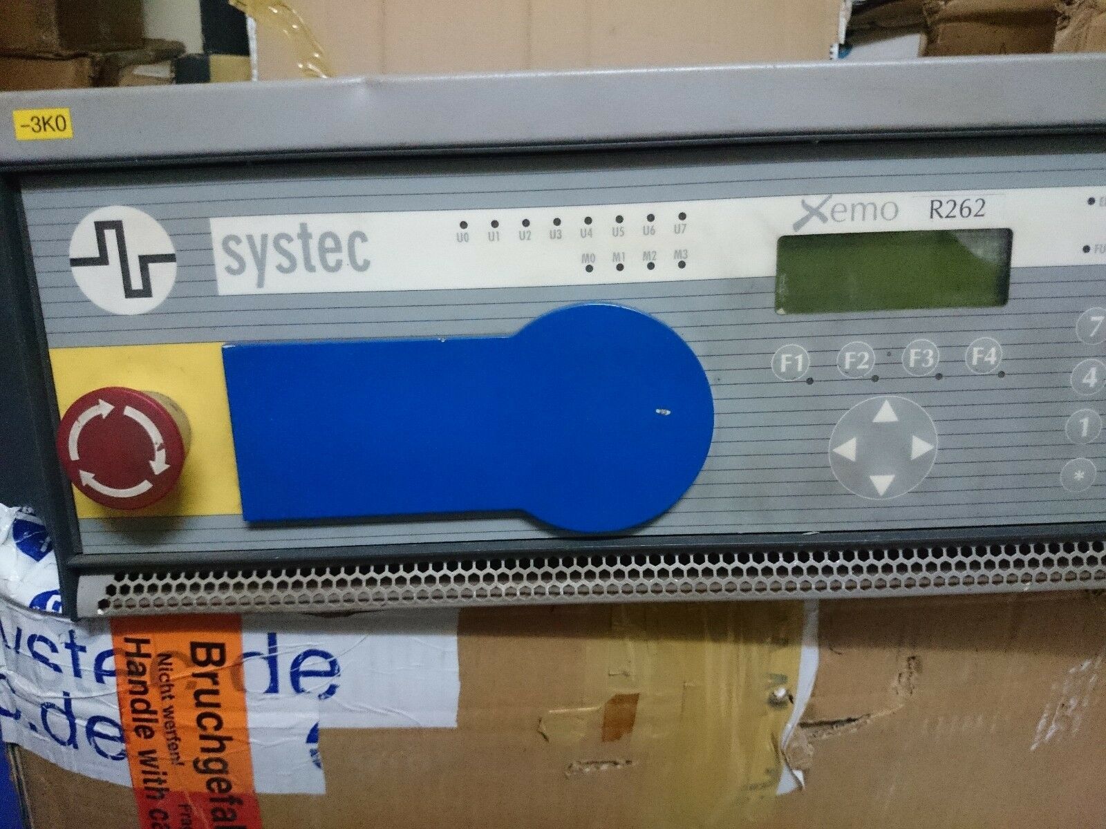 SYSTEC 公司 XEMO r262 緊湊型控制器的步進(jìn)電機 P/N 8163 EC 1 