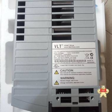 丹佛斯 131f5889 fc-102p7k5t4 TM HVAC Drive 7.5 千瓦 (400v) 10 HP 