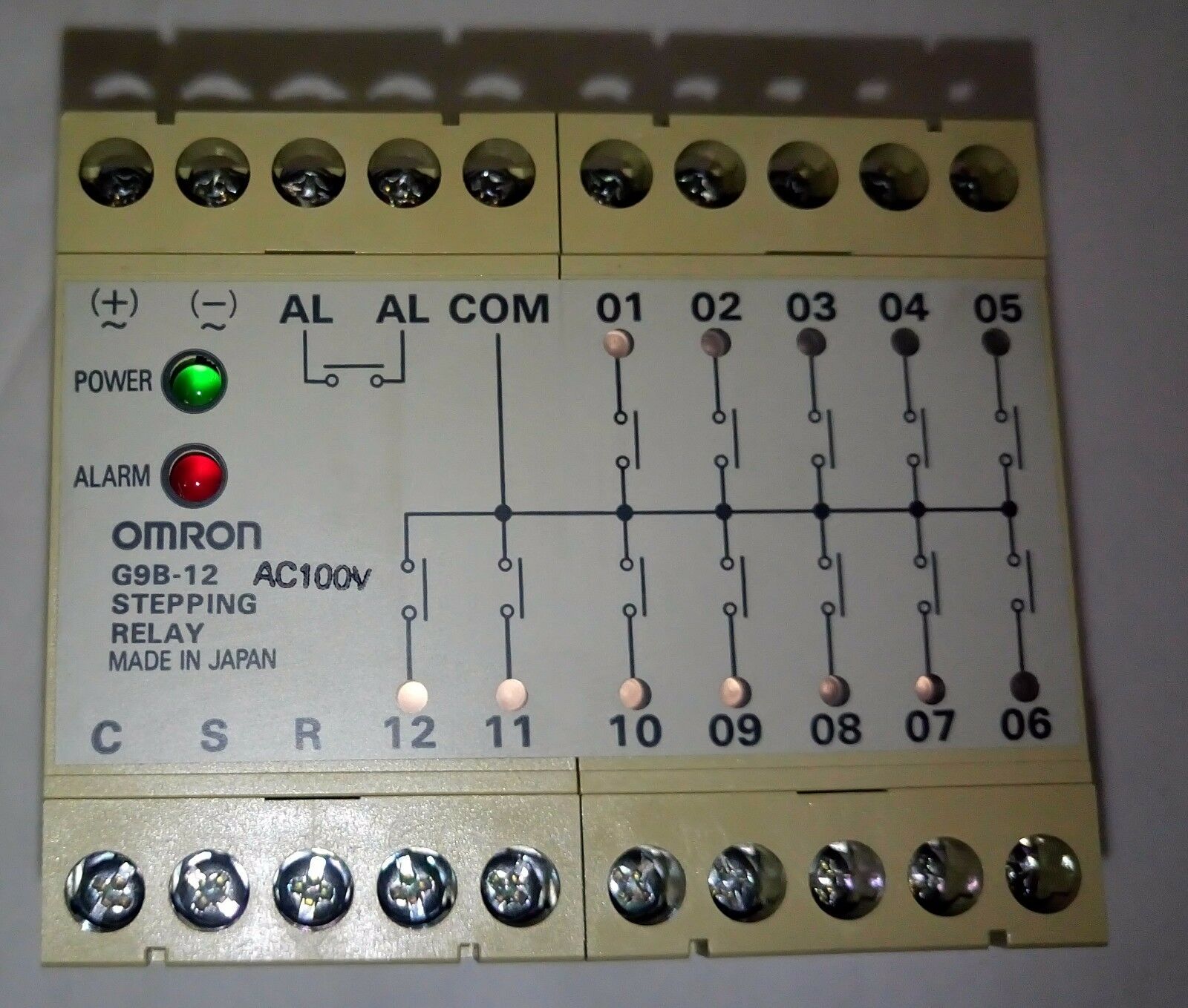 欧姆龙 g9b-12 步进继电器单元 ， 12 芯 ac100v 全新 