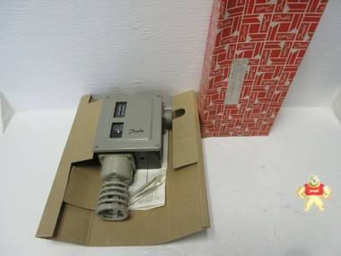 丹佛斯 017-5036 新 RT 4 房间温度的传感器 0175036 