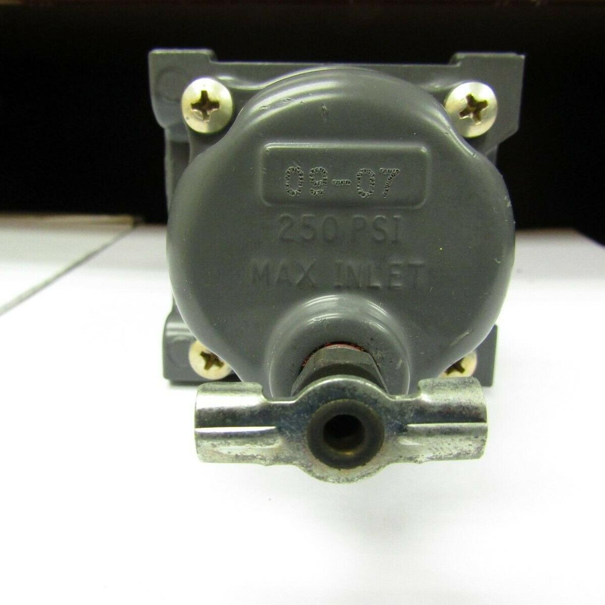 Fisher 控制压力控制 67fcr-362