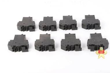 （Original stock）三菱电机 hc-kfs13k-s12 交流伺服电动机 100w Lutron,Microtronix,MKS,Motorola,Omron