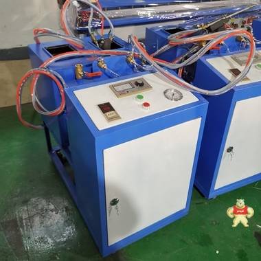 雙組份低壓澆注機(jī) 全自動保溫灌注機(jī) 聚氨酯管道現(xiàn)場發(fā)泡機(jī)功能齊全 雙組份低壓澆注機(jī),全自動保溫灌注機(jī),聚氨酯管道現(xiàn)場發(fā)泡機(jī),聚氨酯發(fā)泡機(jī),雙組份聚氨酯發(fā)泡機(jī)