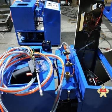 雙組份低壓澆注機(jī) 全自動保溫灌注機(jī) 聚氨酯管道現(xiàn)場發(fā)泡機(jī)功能齊全 雙組份低壓澆注機(jī),全自動保溫灌注機(jī),聚氨酯管道現(xiàn)場發(fā)泡機(jī),聚氨酯發(fā)泡機(jī),雙組份聚氨酯發(fā)泡機(jī)
