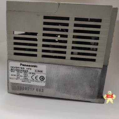 Panasoni松下變頻器VF0 BFV00042GK 0.4KW 220V現(xiàn)貨9新可直拍 